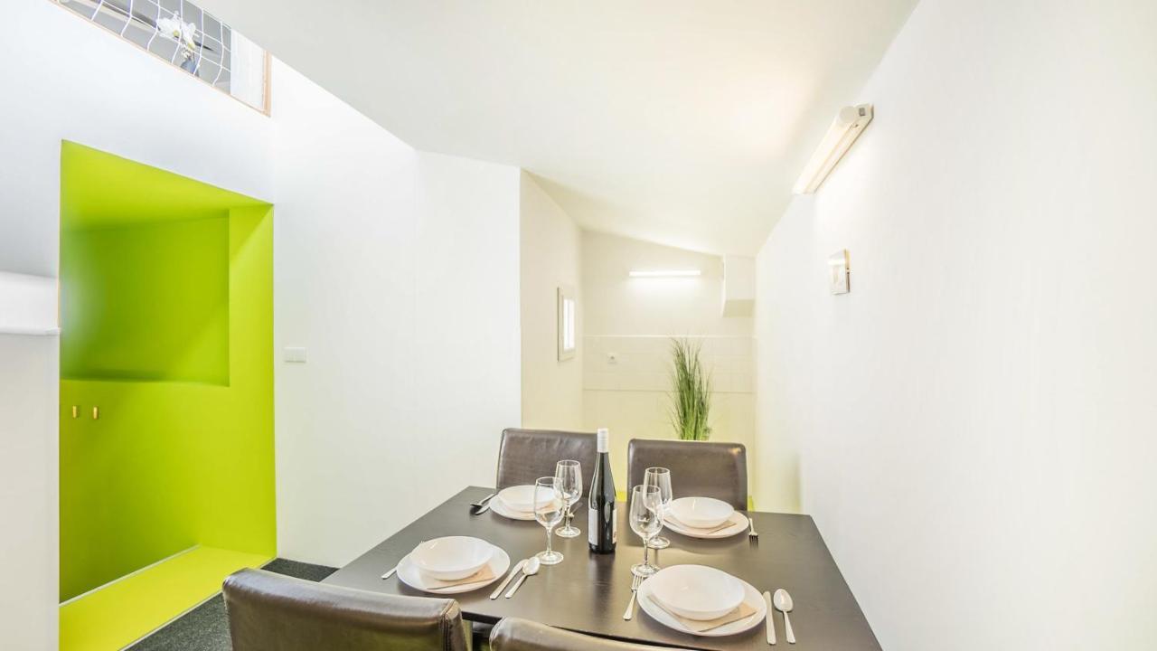 Penzion A Restaurace 14 Хостинне Экстерьер фото